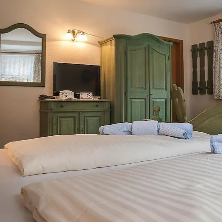 Land-gut-hotel Cafe Meier 3*