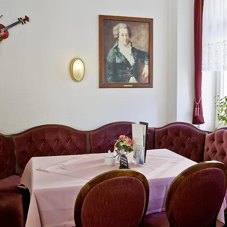 Land-gut-hotel Cafe Meier 3*