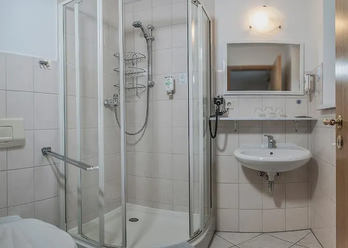 Land-gut-hotel Cafe Meier كورورت أوبين