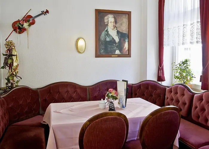 Land-gut-hotel Cafe Meier 3*